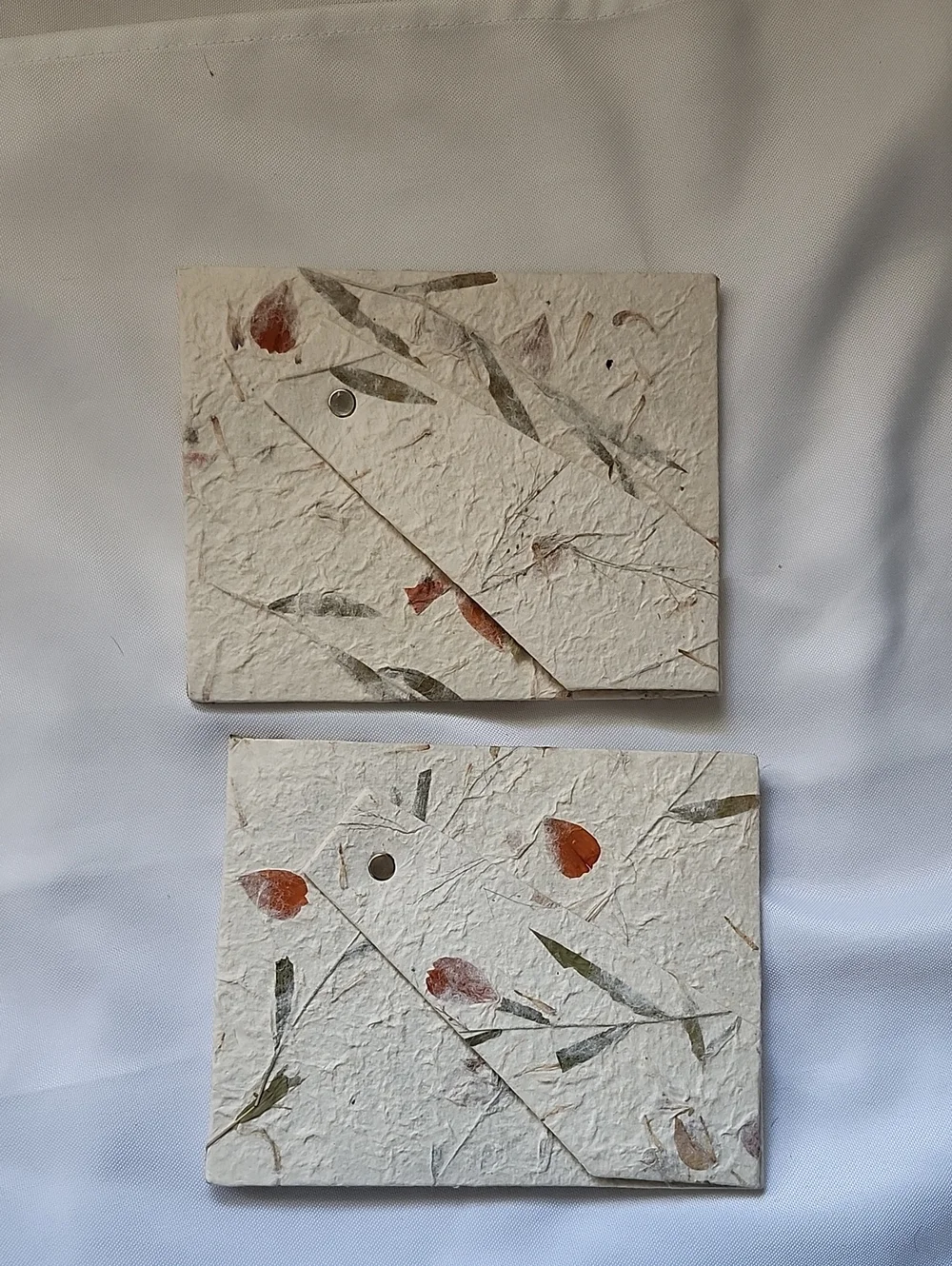 Natural Pulp Paper Picture Frame with Dried Floral Accents - Cream